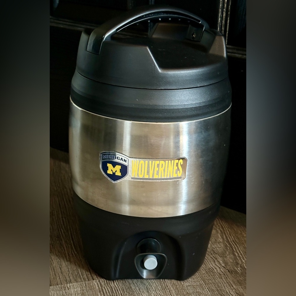 Michigan Wolverines Drink Dispenser 128oz / 3.8L New
